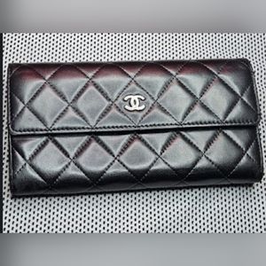 Chanel Gussett Wallet with fitted chain